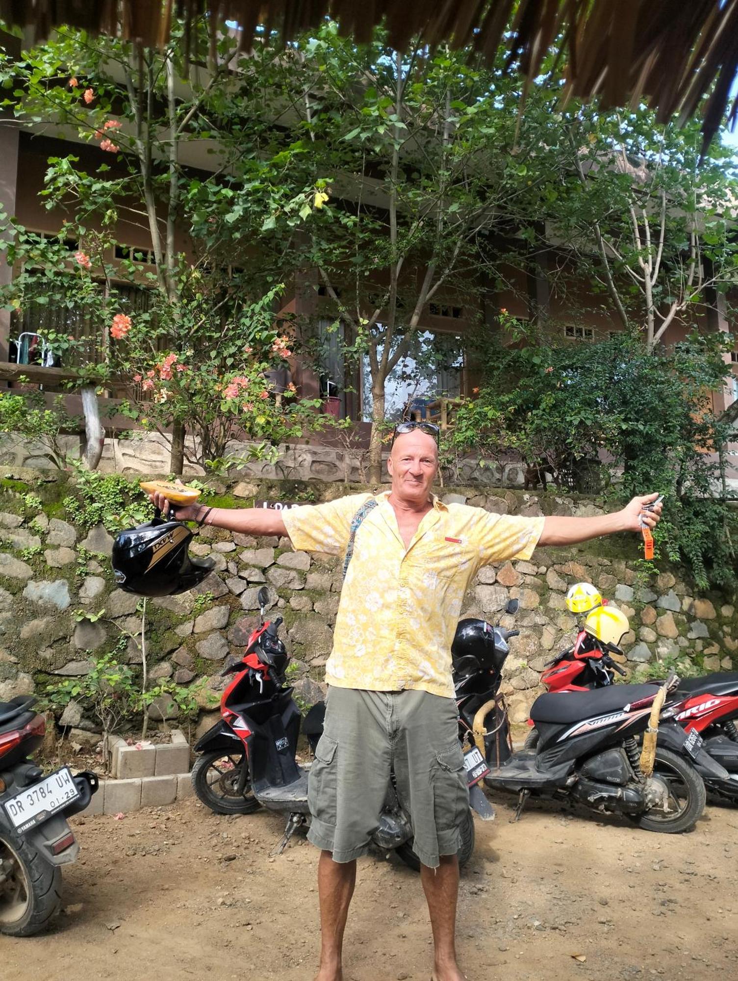 Fullmoon Homestay Kuta  ภายนอก รูปภาพ