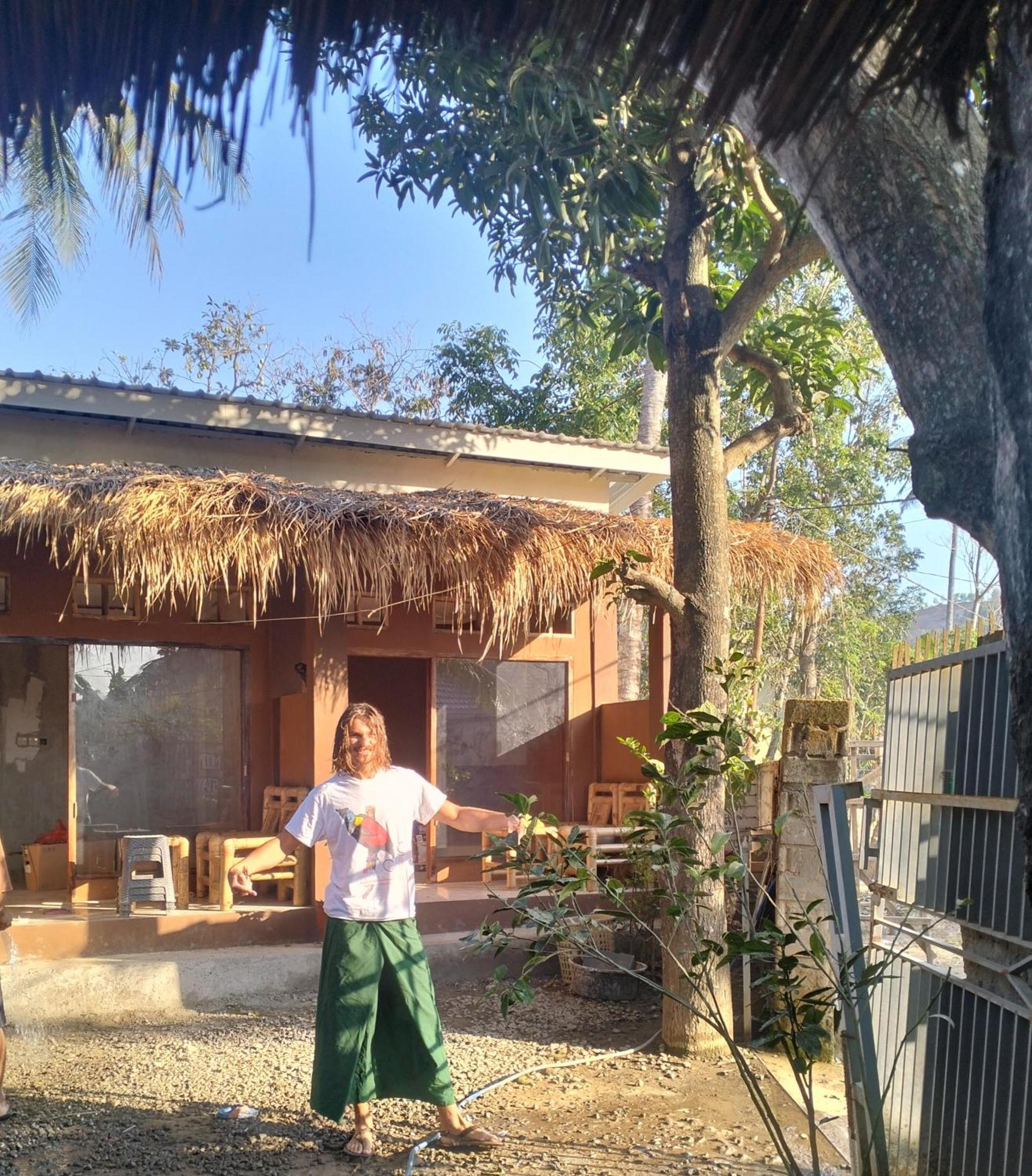 Fullmoon Homestay Kuta  ภายนอก รูปภาพ