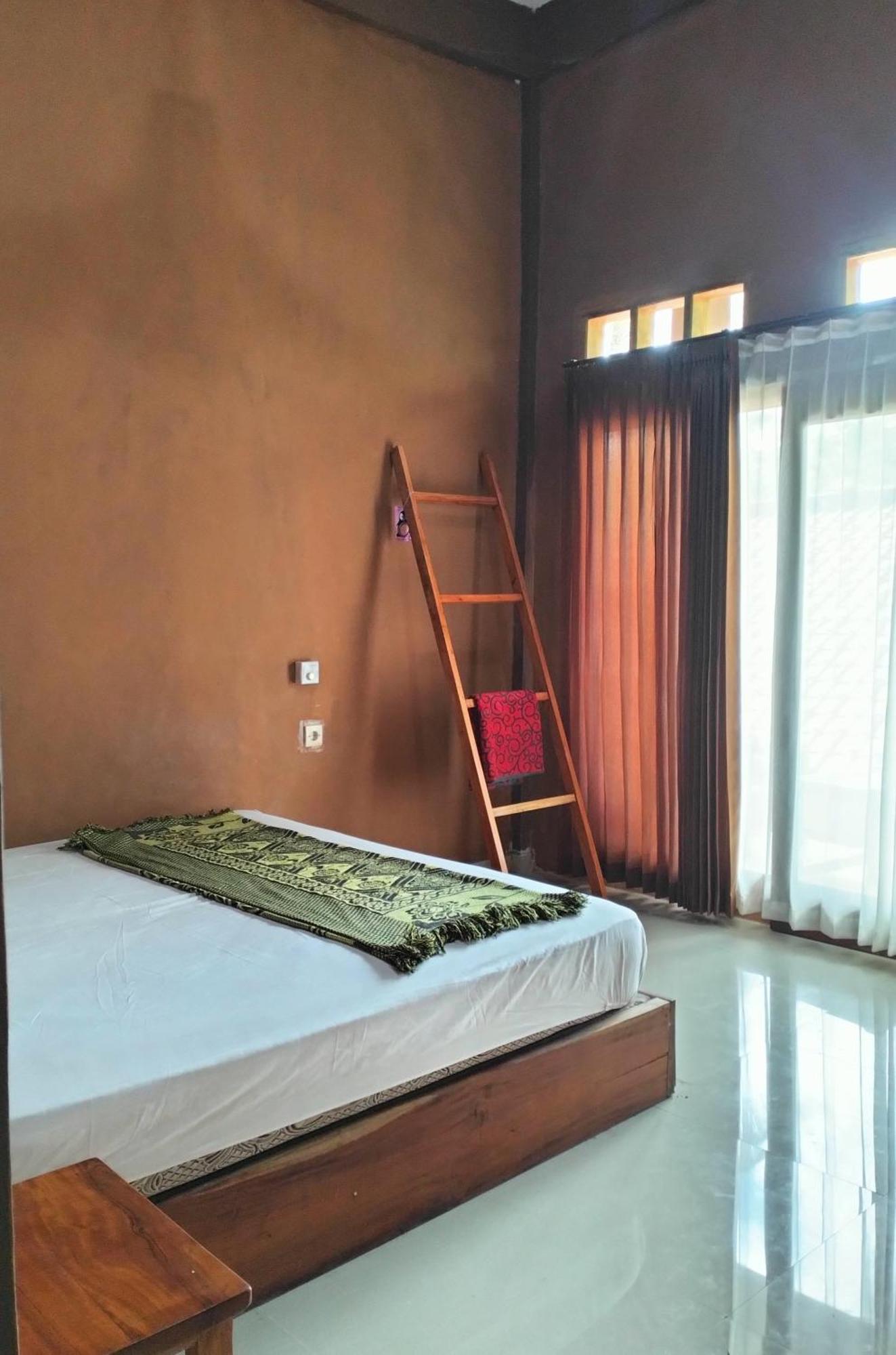 Fullmoon Homestay Kuta  ภายนอก รูปภาพ