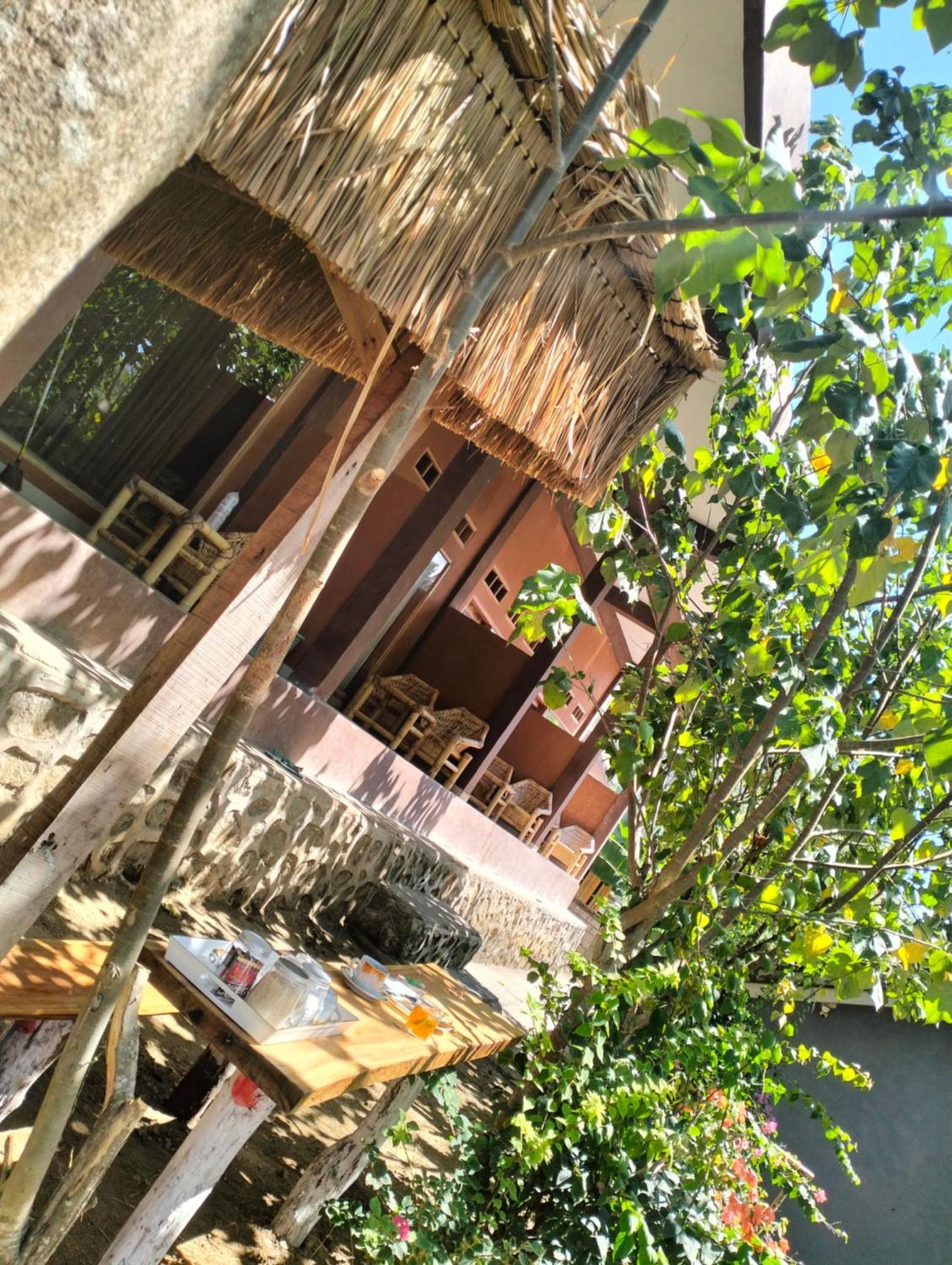 Fullmoon Homestay Kuta  ภายนอก รูปภาพ