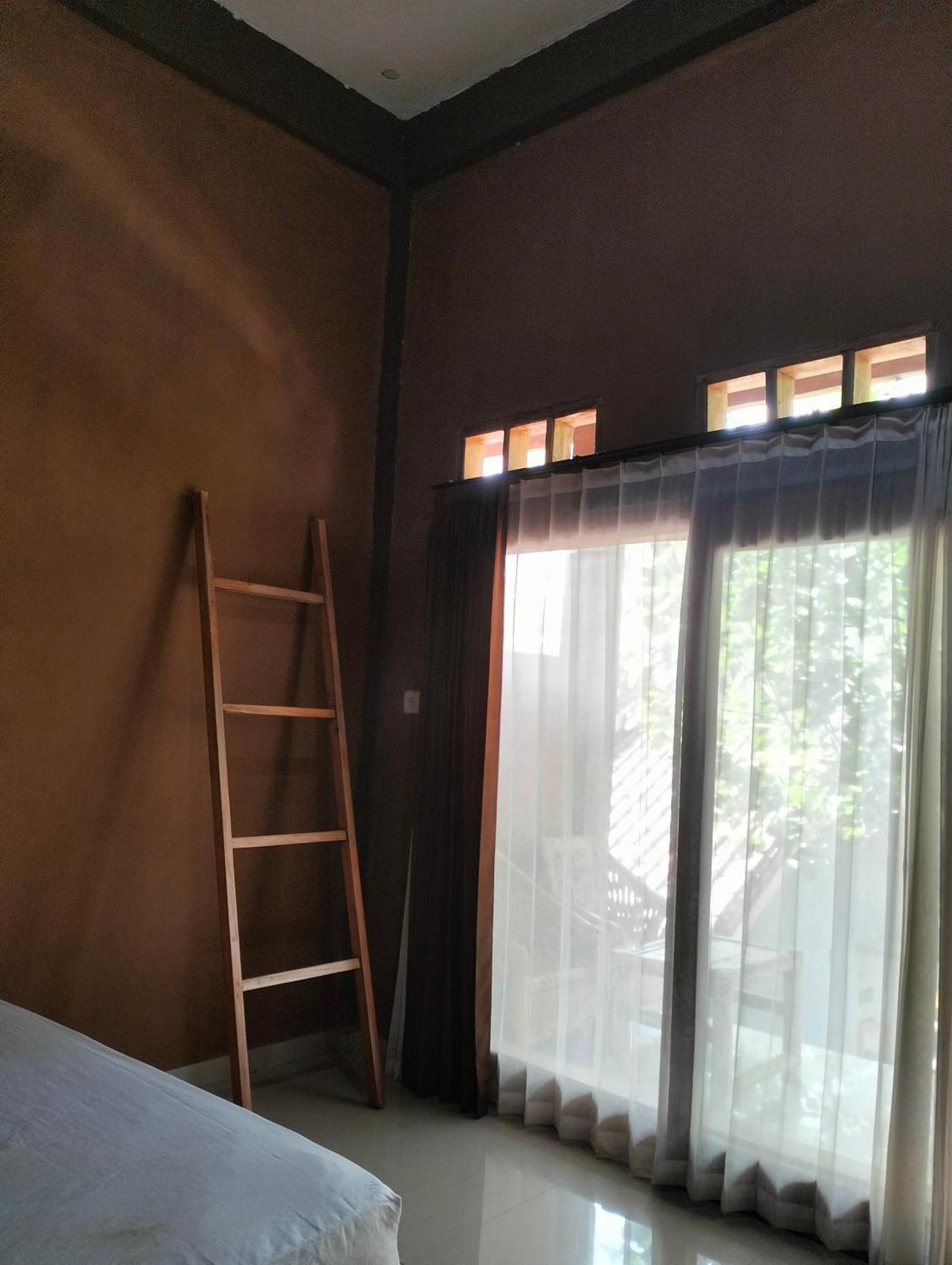 Fullmoon Homestay Kuta  ภายนอก รูปภาพ
